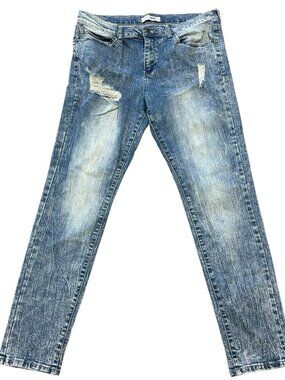 Fashion Nova Men Ripped Jeans, Size 34